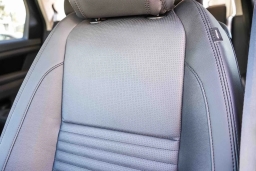 Land Rover Discovery Sport S 4WD 2025