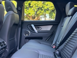 Land Rover Discovery Sport Landmark 4WD 2026