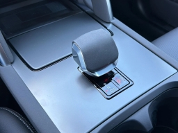 Land Rover Discovery Sport Landmark 4WD 2026
