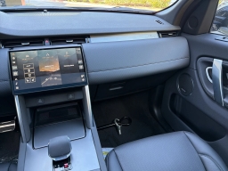 Land Rover Discovery Sport Landmark 4WD 2026