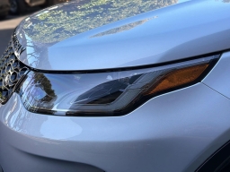 Land Rover Discovery Sport Landmark 4WD 2026