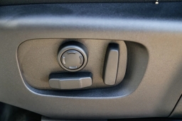 Land Rover Discovery Sport Landmark 4WD 2026