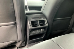 Land Rover Discovery Sport Landmark 4WD 2026