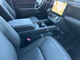 Land Rover Defender X-Dynamic SE 110 P400 2026