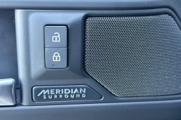 Land Rover Defender X-Dynamic SE 110 P400 2026