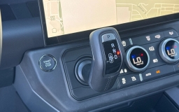 Land Rover Defender X-Dynamic SE 110 P400 2026