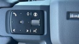 Land Rover Defender X-Dynamic SE 110 P400 2026