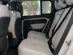 Land Rover Defender X-Dynamic SE 110 P400 2026