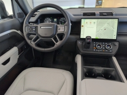 Land Rover Defender X-Dynamic SE 110 P400 2026