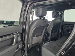 Land Rover Defender X-Dynamic SE 110 P400 2026