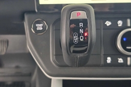 Land Rover Defender X-Dynamic SE 110 P400 2026