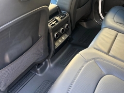 Land Rover Defender X-Dynamic SE 110 P400 2026