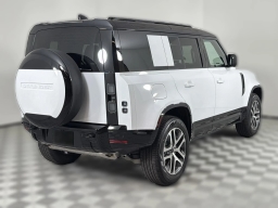 Land Rover Defender X-Dynamic SE 110 P400 2026