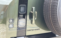 Land Rover Defender X-Dynamic SE 110 P400 2026