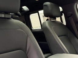 Land Rover Defender X-Dynamic SE 110 P400 2026