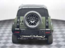 Land Rover Defender X-Dynamic SE 110 P400 2026
