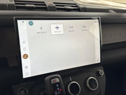 Land Rover Defender X-Dynamic SE 110 P400 2026