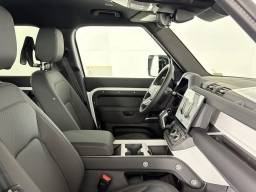 Land Rover Defender X-Dynamic SE 110 P400 2026