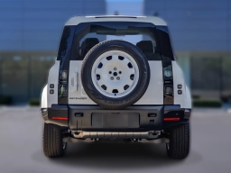 Land Rover Defender X-Dynamic SE 110 P400 2026