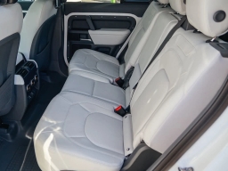 Land Rover Defender X-Dynamic SE 110 P400 2026