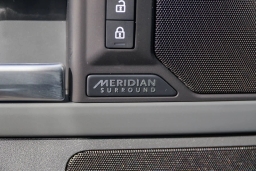 Land Rover Defender X-Dynamic SE 110 P400 2026