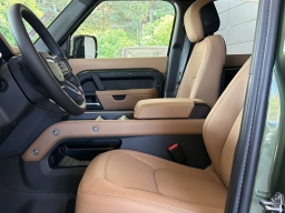 Land Rover Defender X-Dynamic SE 110 P500 2026