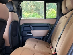 Land Rover Defender X-Dynamic SE 110 P500 2026