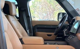 Land Rover Defender X-Dynamic SE 110 P500 2026