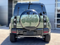 Land Rover Defender S 110 P300 2026