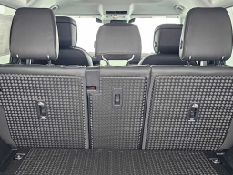 Land Rover Defender S 110 P300 2026