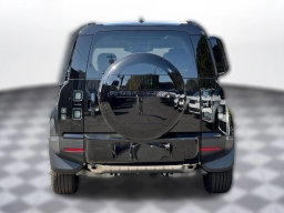 Land Rover Defender S 110 P300 2026