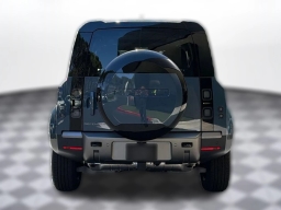 Land Rover Defender S 110 P300 2026