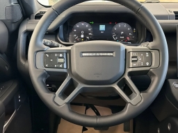 Land Rover Defender S 110 P300 2026