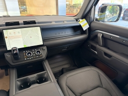 Land Rover Defender S 110 P300 2026