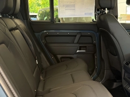 Land Rover Defender S 110 P300 2026