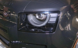 Land Rover Defender V8 90 P525 2026