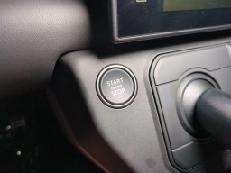 Land Rover Defender V8 90 P525 2026