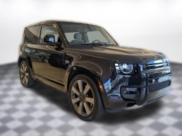 Land Rover Defender V8 90 P525 2026
