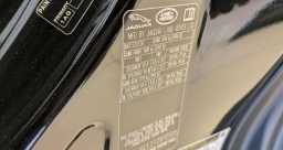 Land Rover Defender V8 90 P525 2026