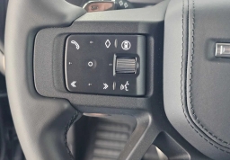 Land Rover Defender V8 110 P525 2026