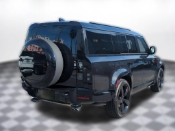 Land Rover Defender V8 130 P500 2026