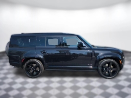 Land Rover Defender V8 130 P500 2026