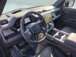 Land Rover Defender V8 130 P500 2026
