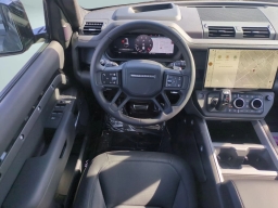Land Rover Defender V8 130 P500 2026