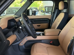 Land Rover Defender V8 130 P500 2026