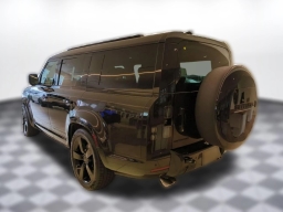 Land Rover Defender V8 130 P500 2026