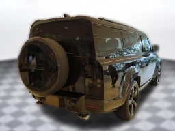 Land Rover Defender V8 130 P500 2026