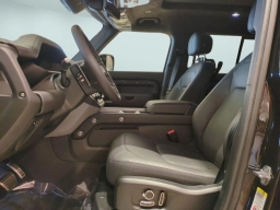 Land Rover Defender V8 130 P500 2026