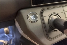 Land Rover Defender V8 130 P500 2026