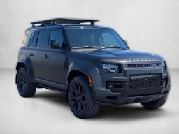 Land Rover Defender OCTA Black 110 P635 2026
